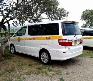 Airport pick up vehicle