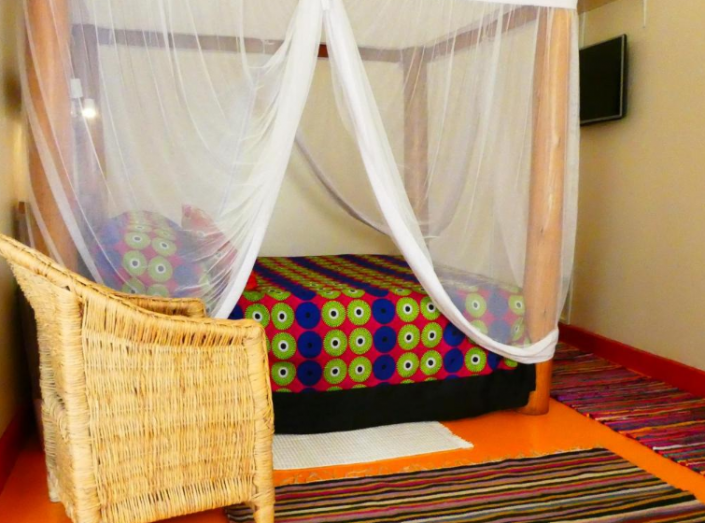 Pineapple Guesthouse Entebbe Airport Taxi Services